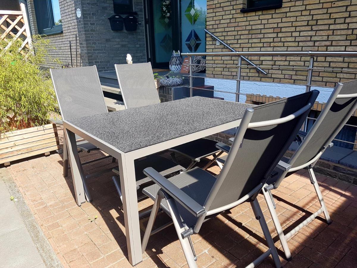 Eulennest Im Souterrain Apartment Elten Екстериор снимка