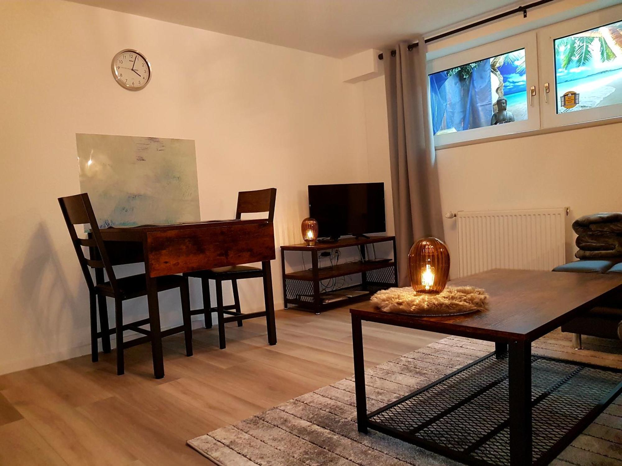 Eulennest Im Souterrain Apartment Elten Екстериор снимка